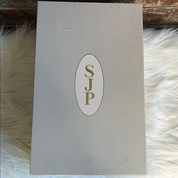 SJP by Sarah Jessica Parker hot pink heels - Picture 6 of 6